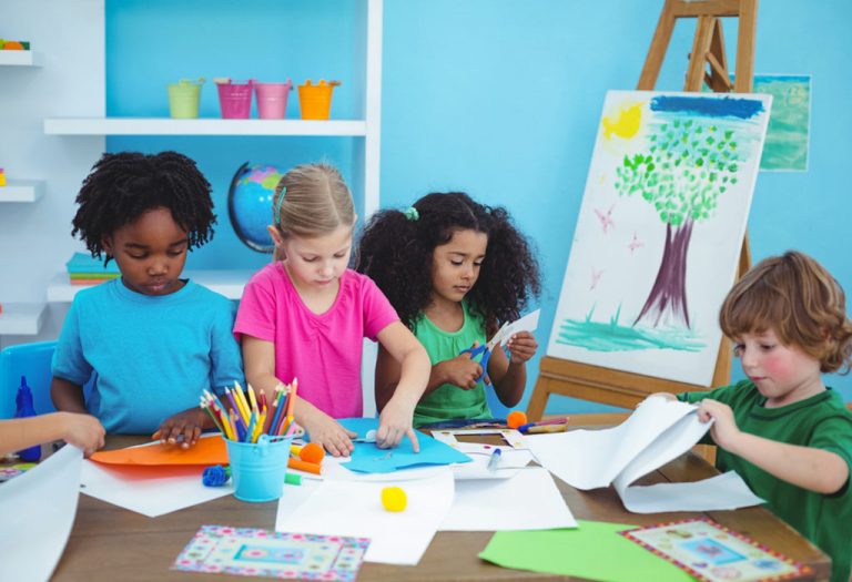 ways to keep kids busy in creative activities