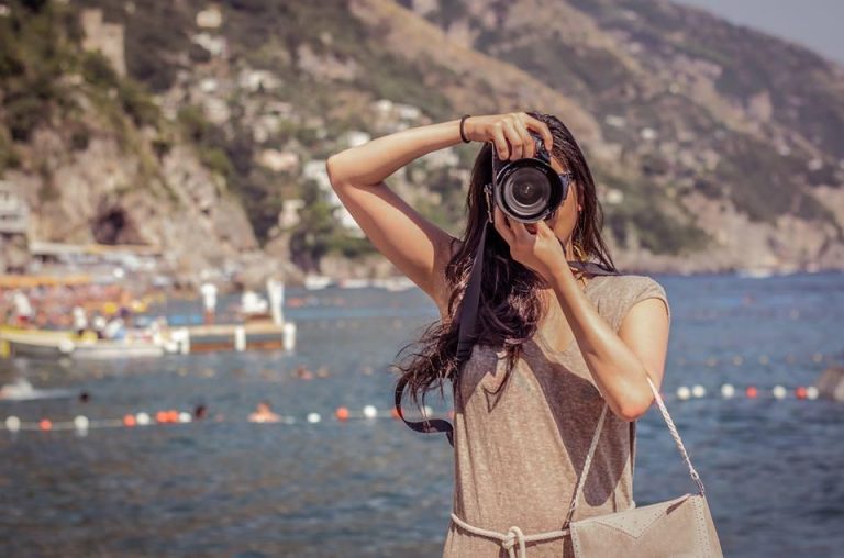 Women Travel Vloggers