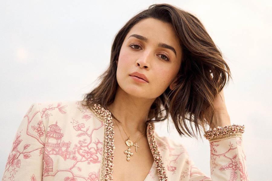 1755674055_1741242017_1718001552_alia-bhatt-2