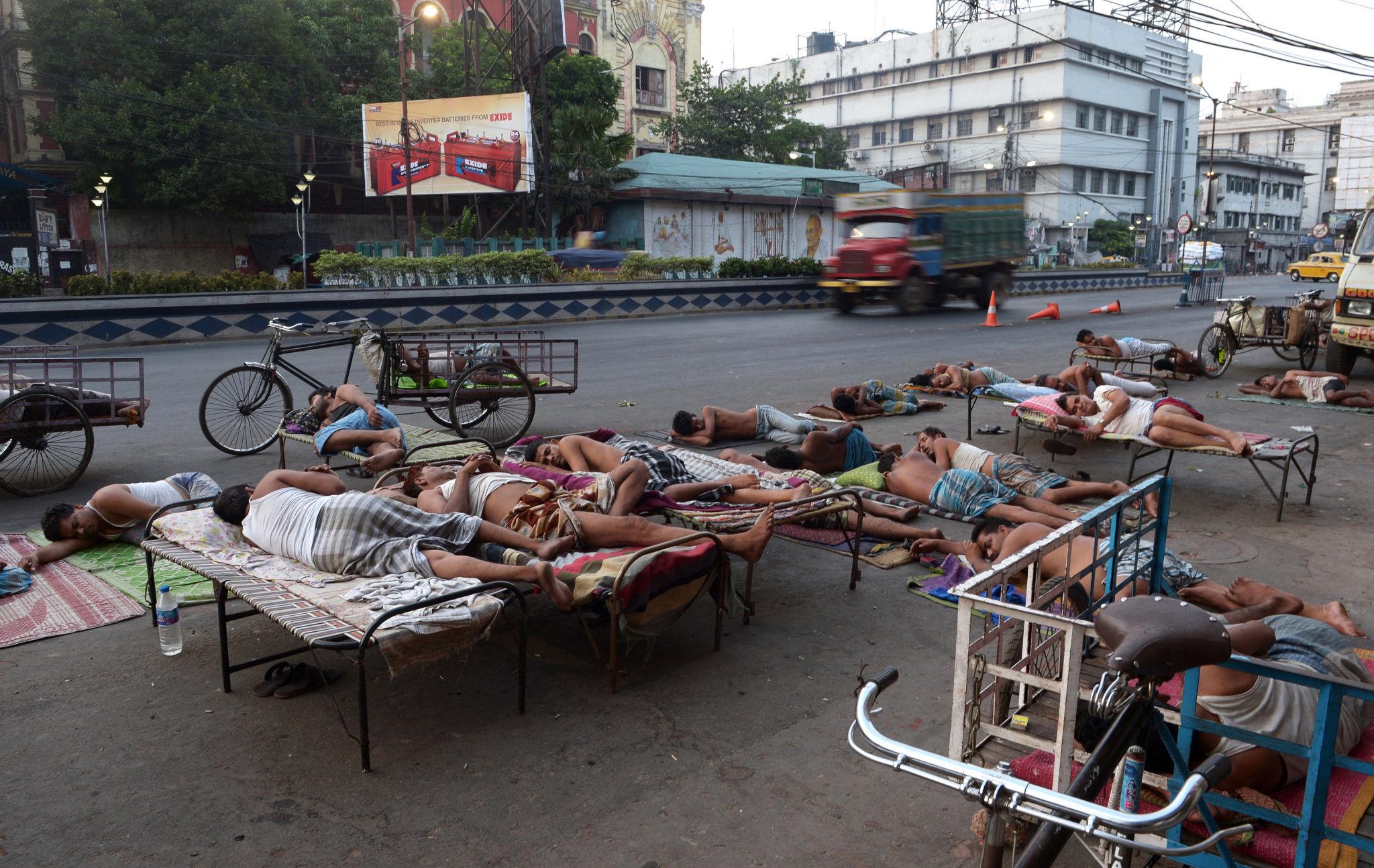 Severe heatwave grips Indian cities in 2026