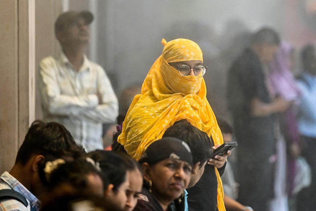 Severe heatwave grips Indian cities in 2026