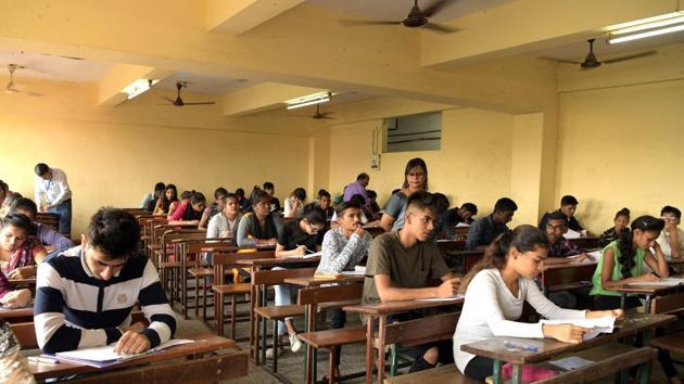 lab assistant admit card 2026