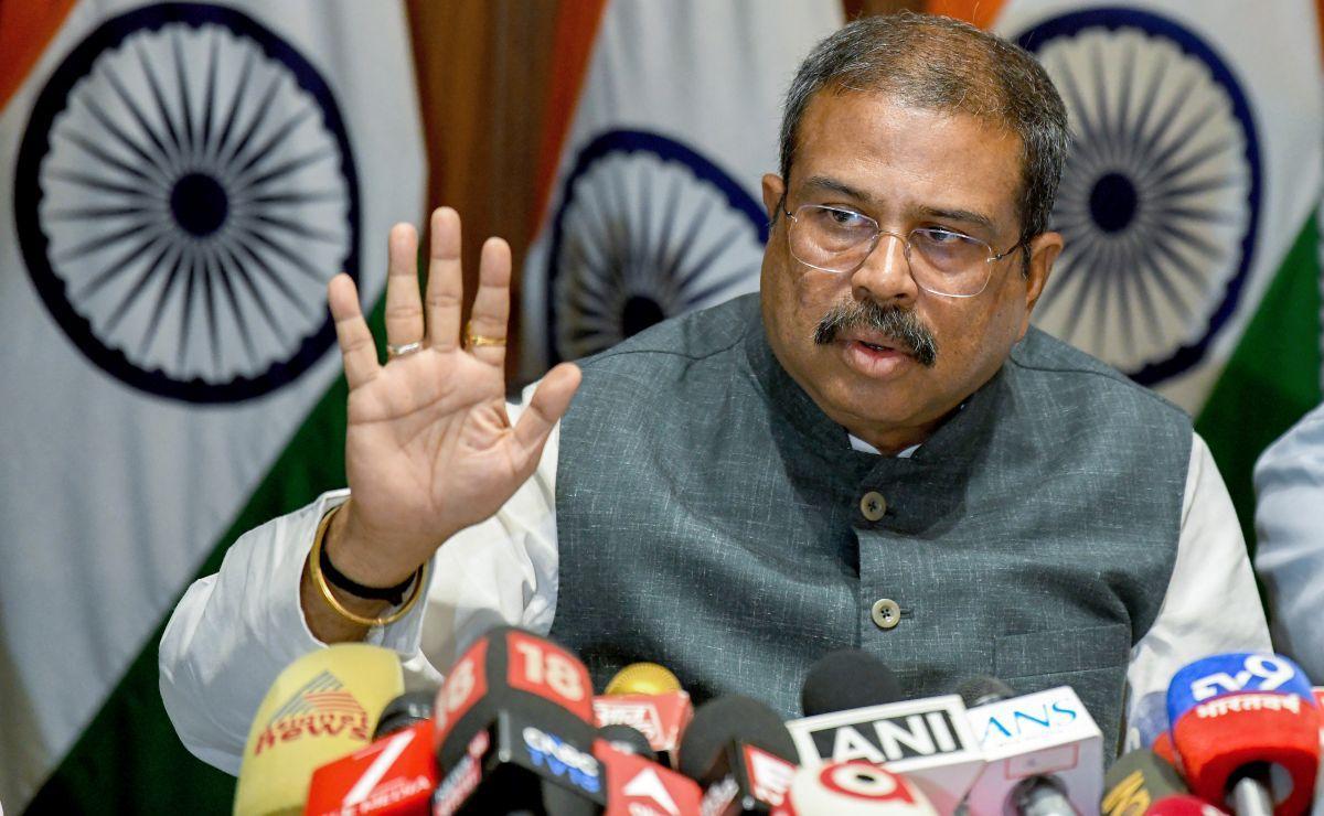 Dharmendra Pradhan resignation celebrity reactions