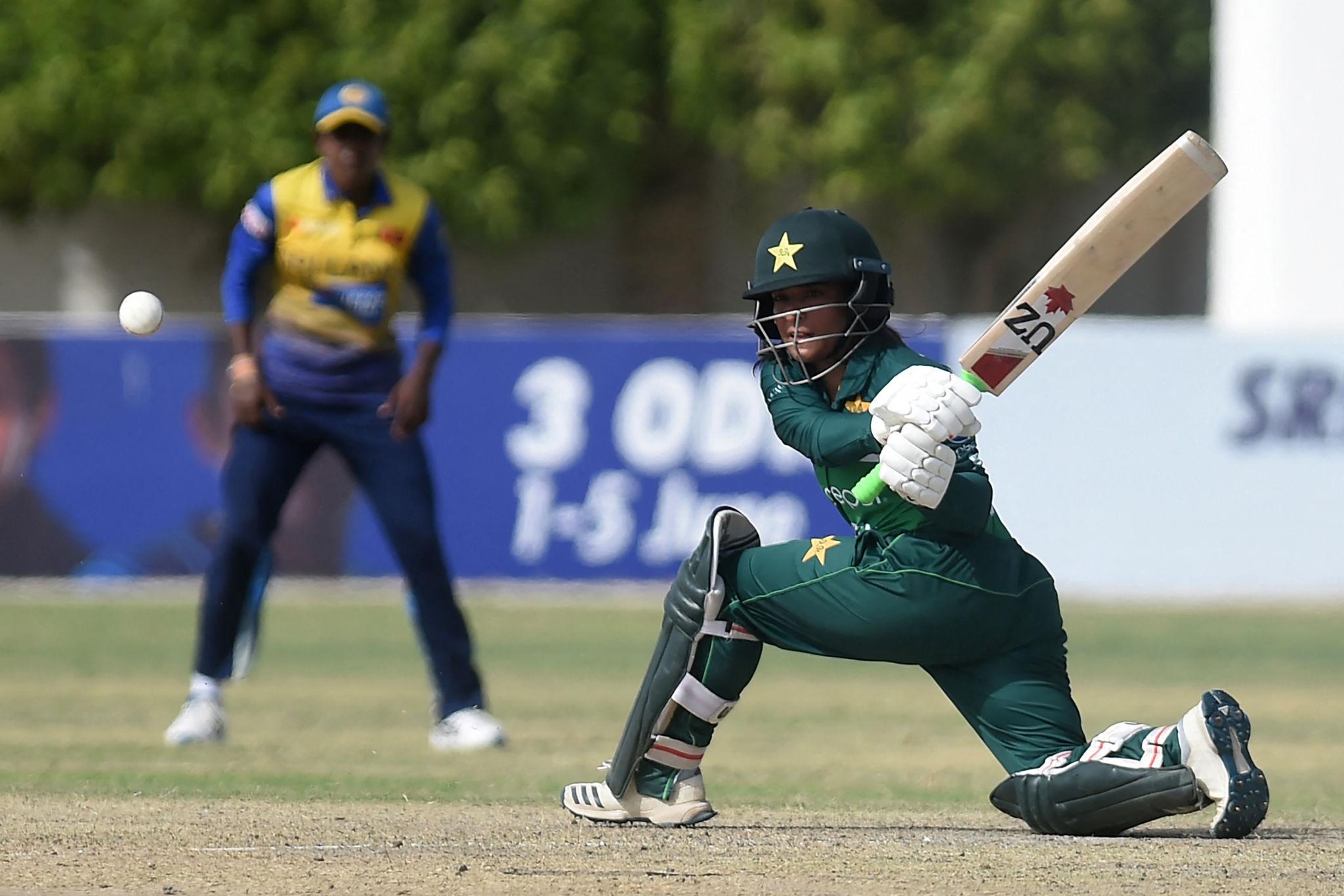 PAK-W vs SL-W